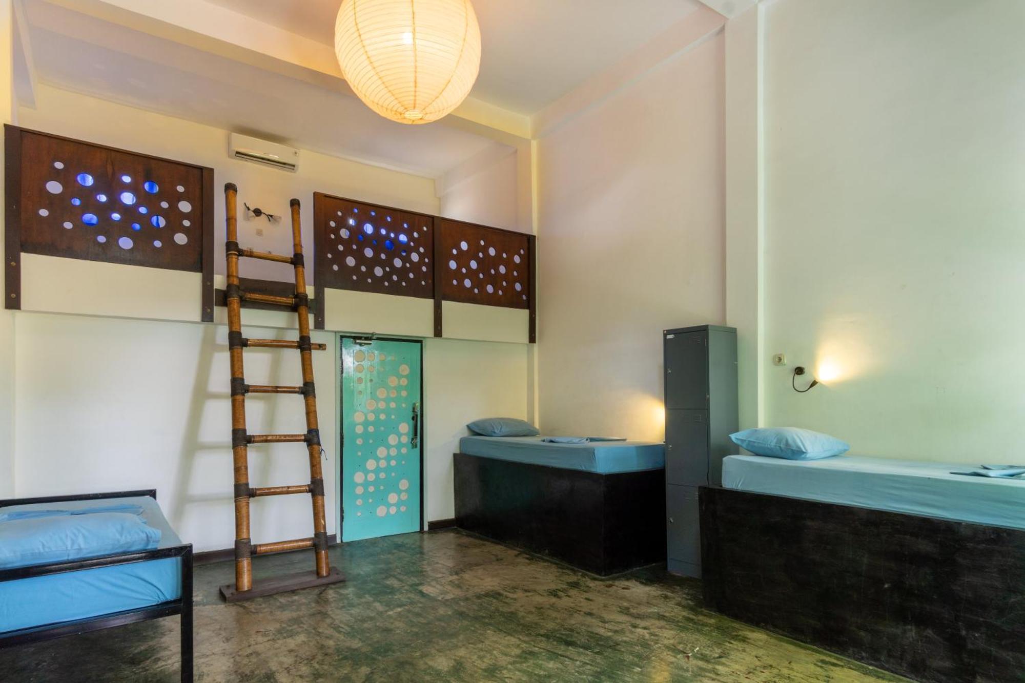 Gili Beach Bum Hostel Gili Trawangan Eksteriør billede