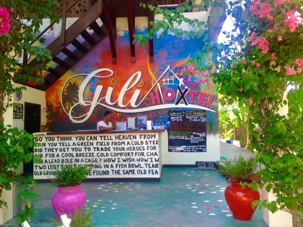 Gili Beach Bum Hostel Gili Trawangan Eksteriør billede