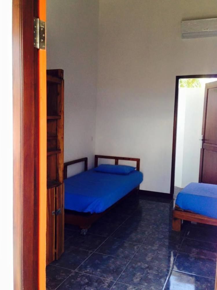 Gili Beach Bum Hostel Gili Trawangan Eksteriør billede